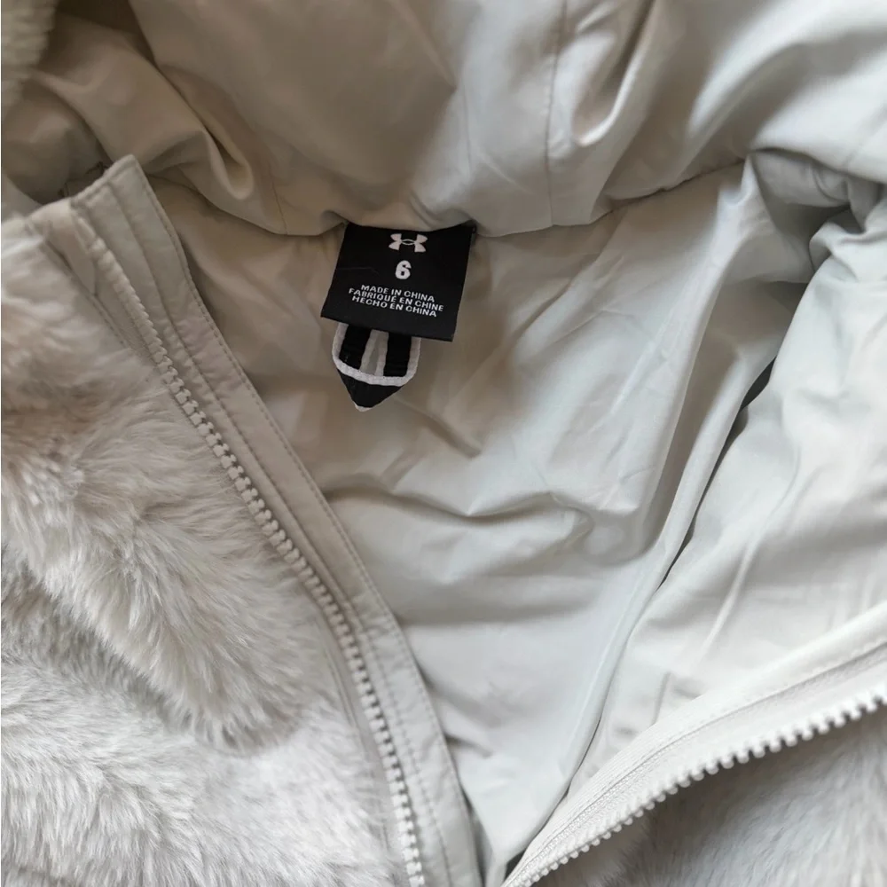Cozy White Kids Jacket UA